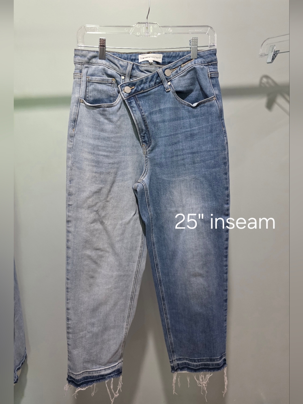 RISEN Two-Tone Light Blue Women’s Jeans - Split Wash Style Sz 9/29